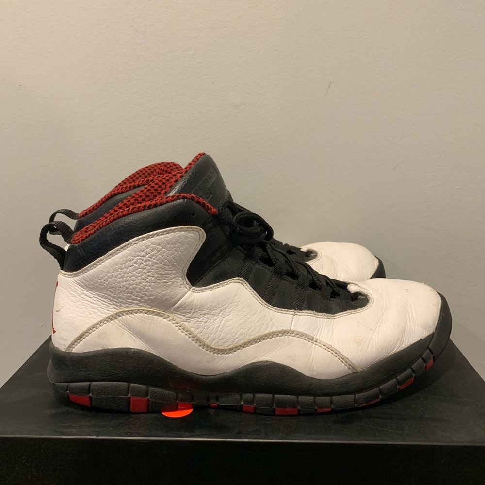 Jordan 10 black/red “Chicago Bulls”
